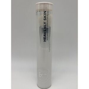 It Cosmetics Heavenly Skin-Smoothing Complexion Brush No 704